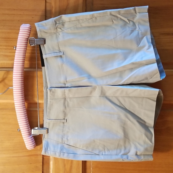 Ann Taylor Gray Metro Shorts - Picture 1 of 7